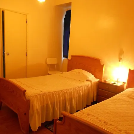 Gasthuis Residencia Nova Avenida *